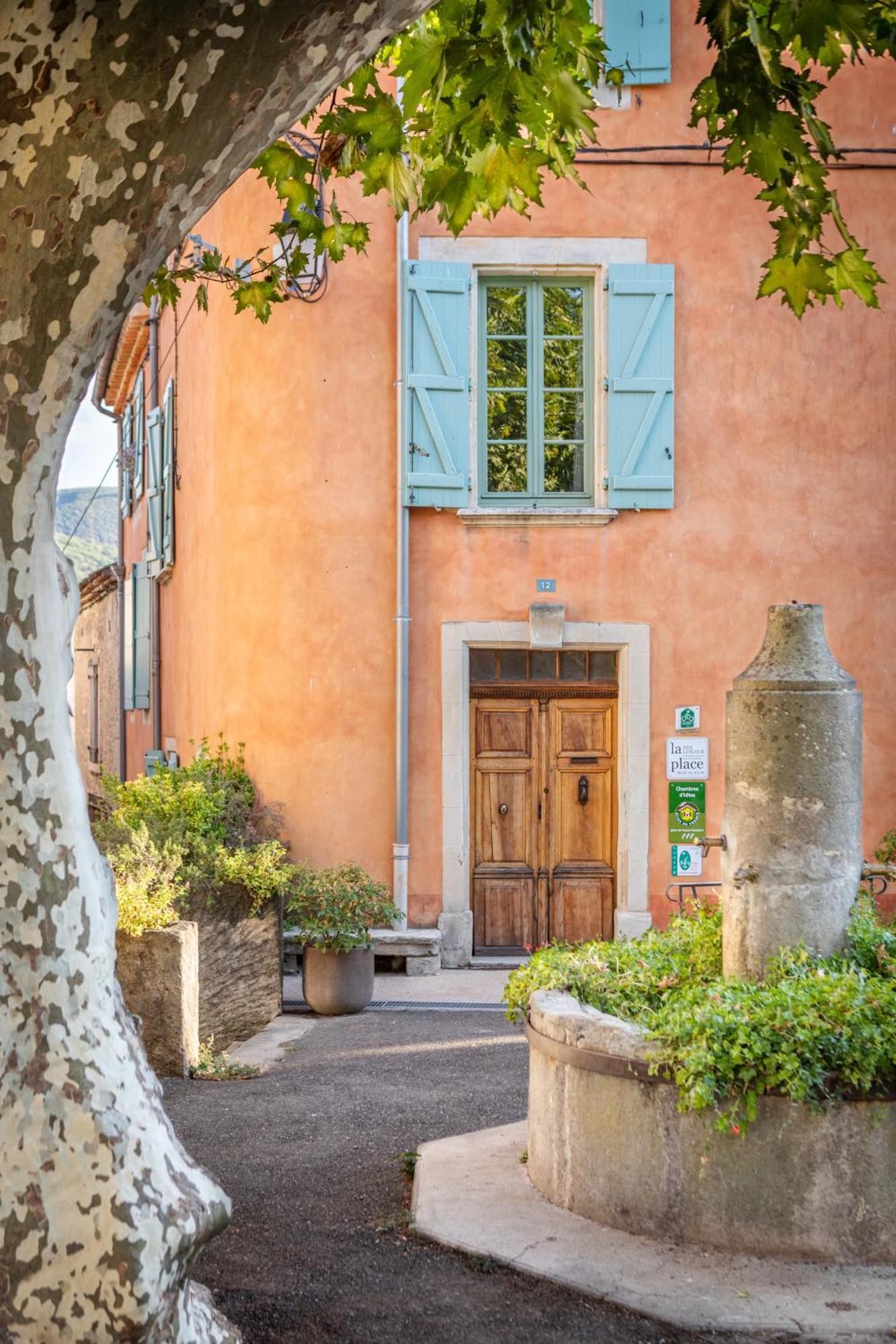 Des Lits Sur La Place Herepian Exterior photo